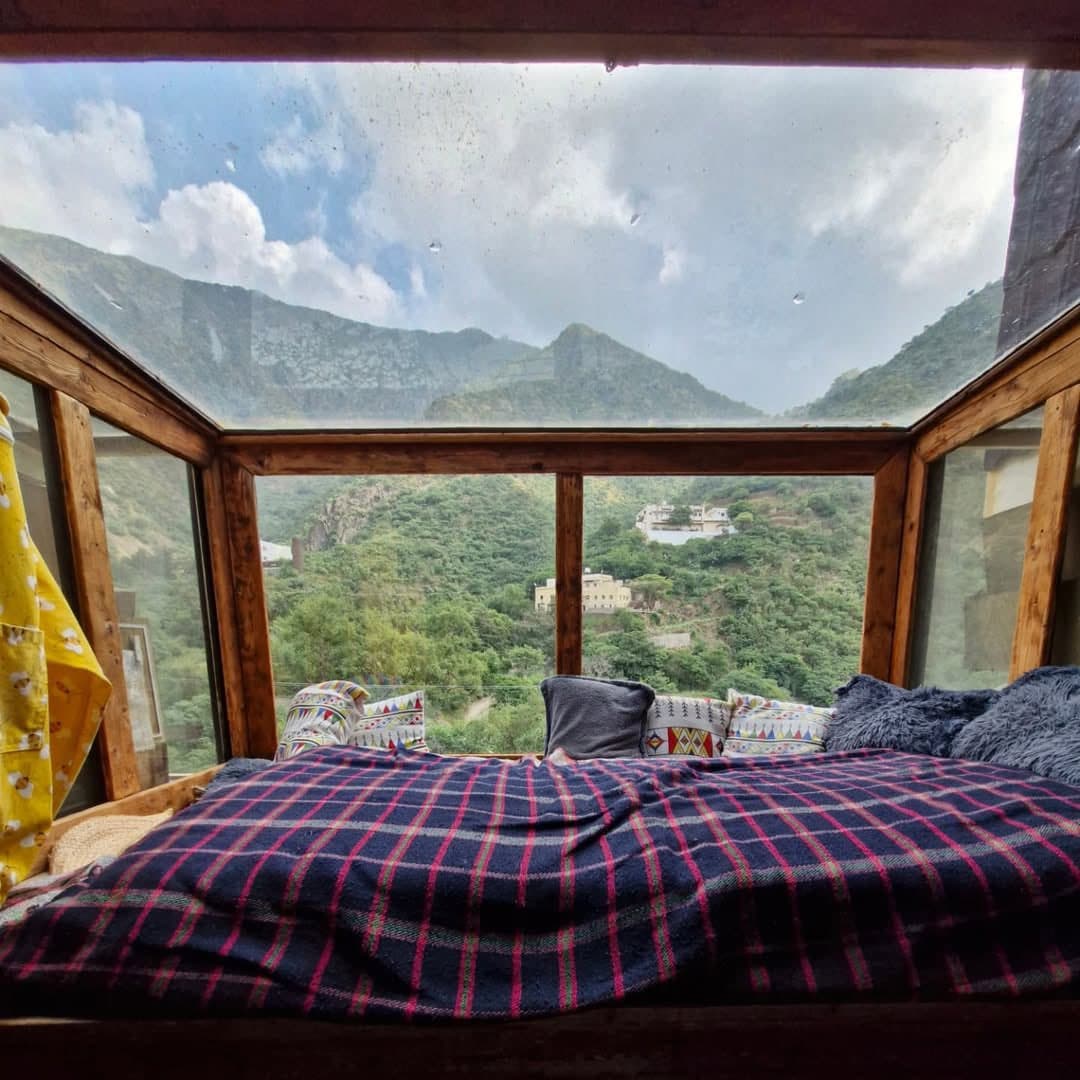 在阿西尔进行探索之旅，从苏达到蜂蜜小屋，然后到里贾尔·阿尔马。