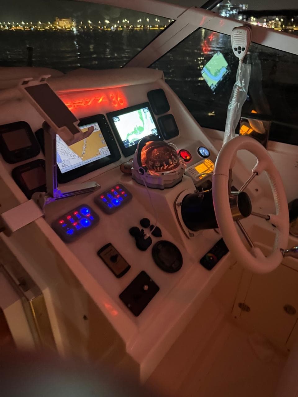 红海码头游艇巡游